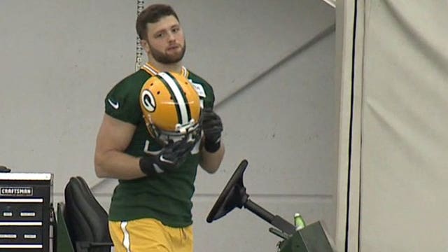 Packers activate rookie LB Vince Biegel, sign 3rd snapper