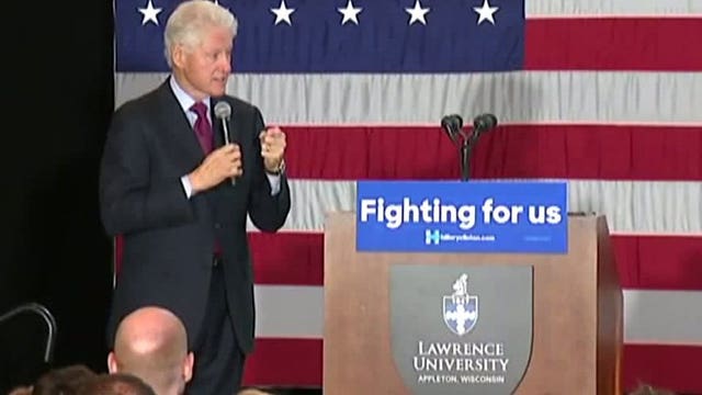 Lawrence Univ. hosts Hillary Clinton rally, former President Bill Clinton fires up the crowd