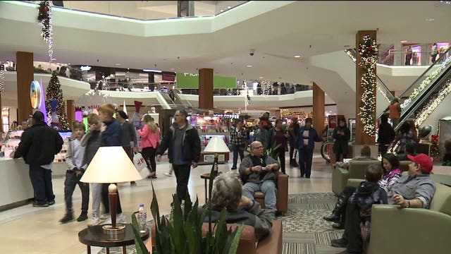 "Done this every year!" Black Friday shoppers search for bargains well into the evening