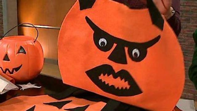 Learn how to create your very own 'boo bag' for Halloween