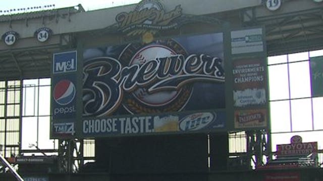 Brewers Opening Day preps underway at Miller Park