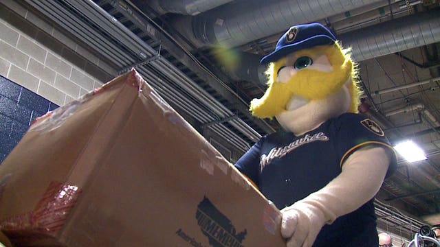 "An unofficial holiday:" Brewers pack up, head for spring training in Phoenix