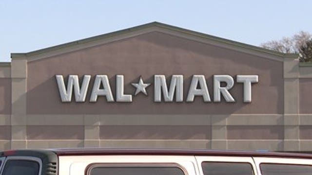 Wal-Mart fights back on Black Friday protest plan