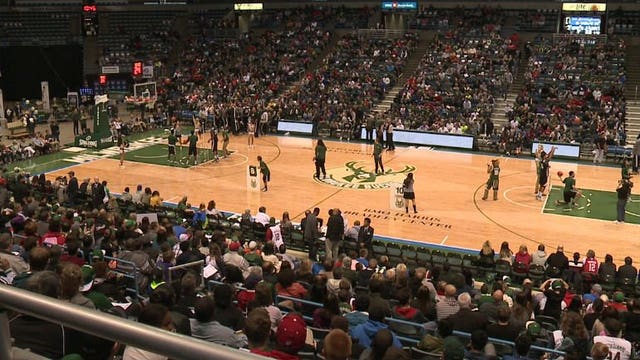 "I hope it revs them up:" Fans spend the day off and on the court with Bucks players during Fan Fest