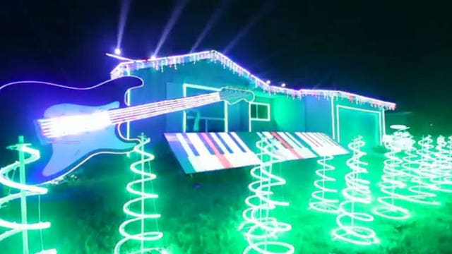 WOW! Check out this incredible Star Wars Christmas light show