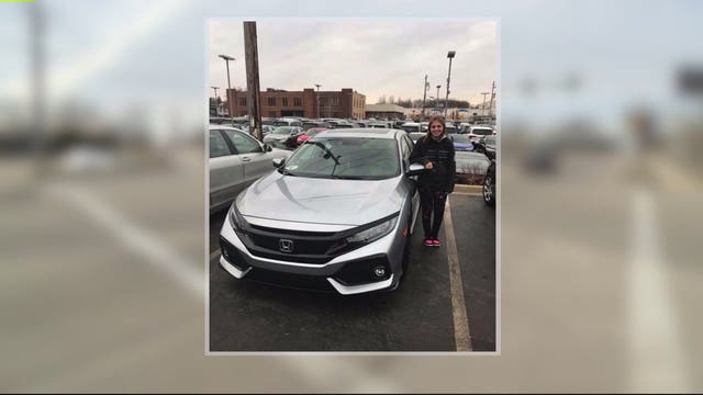 'It was just insane:' Lyft driver carjacked while on the job near 91st and Bradley