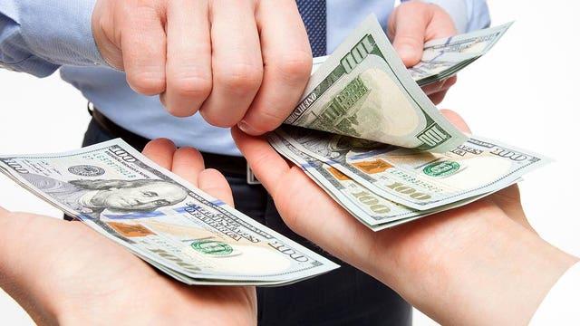 Analysis: $9.7 million in bonuses, pay increases for state workers in Wisconsin in 2016