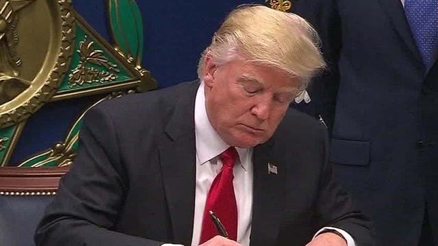 U.S. appeals court upholds decision blocking Pres. Trump's revised travel ban