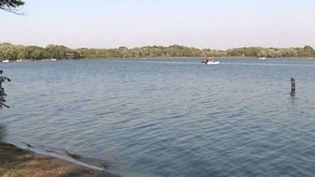 Drowning victim recovered from Center Lake in Kenosha Co.