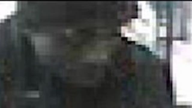 Smash & steal: Milwaukee police need help identifying suspect in Citgo gas station burglary