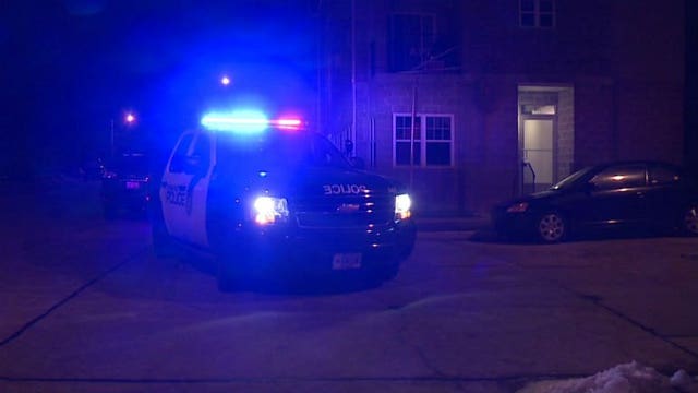 Police: 24-year-old man shot, wounded near 20th and Clybourn