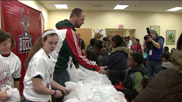 The Milwaukee Bucks moves on with charity events without players
