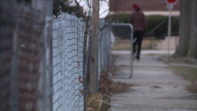 Woman escapes attempted abduction near 25th & Meinecke; neighbors warn it's happened before