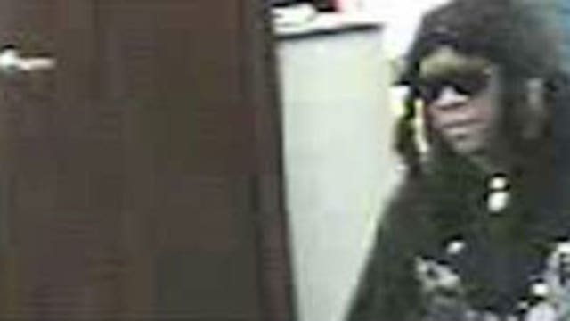 Milwaukee police seek to identify bank robbery suspect