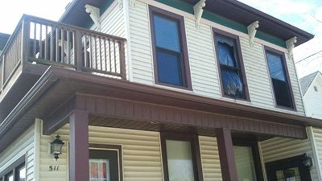 Woman dead after overnight apartment fire in Racine