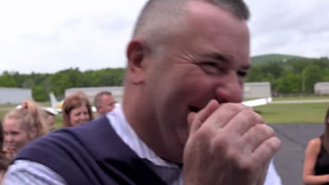 Clay Matthews hand-delivers a big Father's Day surprise: "This is what Father's Day is all about"