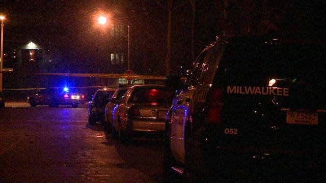 Police: Man shot, wounded woman before shooting, killing himself near 52nd & Green Tree