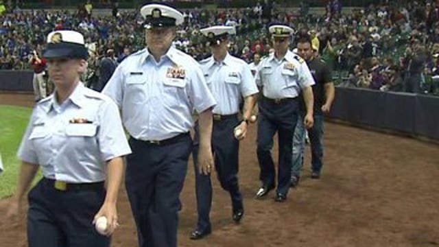 Brewers honor veterans during pre-game ceremony at Miller Park