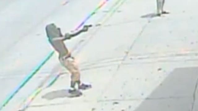 'Walked up and just shot:' Police seek help identifying 2 shooting suspects