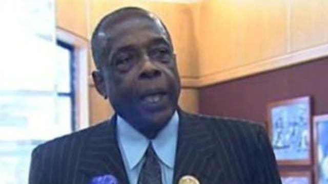 Deacon Jones, one of the NFL's greatest defensive ends, dies