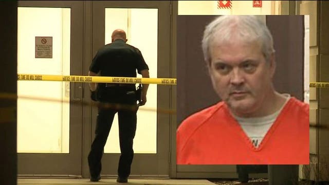 'Give me your purse or I'll kill you:' Man accused of stabbing woman 14 times at Columbia St. Mary's