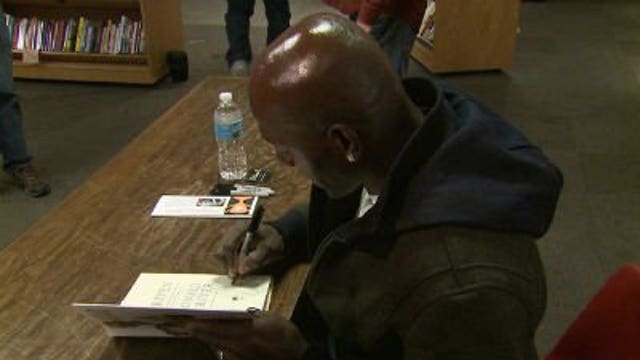 Donald Driver visits Milwaukee to sign his new book, Driven