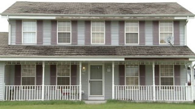 Police remove 87 marijuana plants from Oak Creek home
