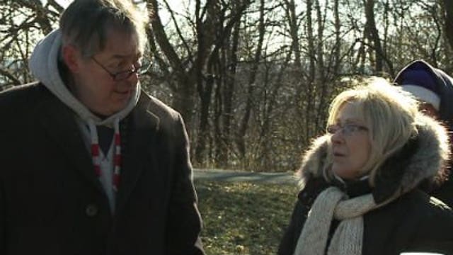 Family, friends continue search efforts to locate Kelly Dwyer