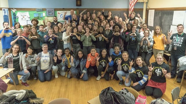 MPS students post picture of unity; 'I'm still overwhelmed by the emotion of it'