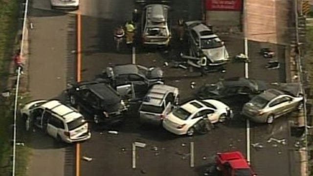 29 hurt in multiple-vehicle pileup on I-75 in Florida