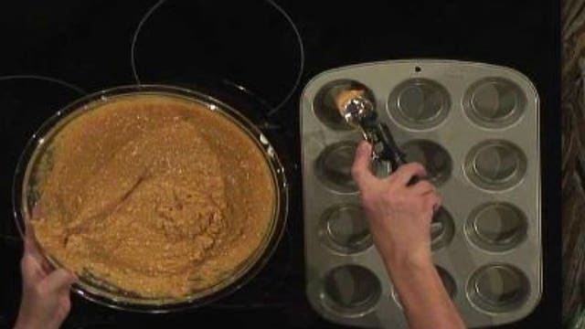 The Cooking Mom prepares fun, easy Halloween recipes