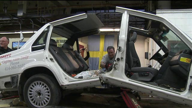 Packers fan saws car in half for a pair of playoff tickets