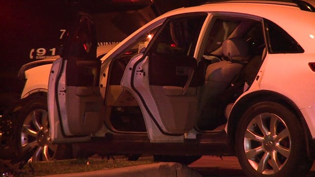 Prosecutors: Man turned off vehicle's lights before slamming into another vehicle during pursuit