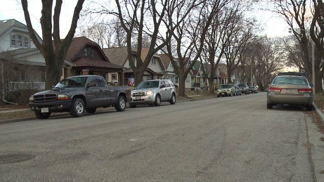 Police investigate 3 robberies in less than 30 minutes in Bay View: 'Give us everything or we'll kill you'