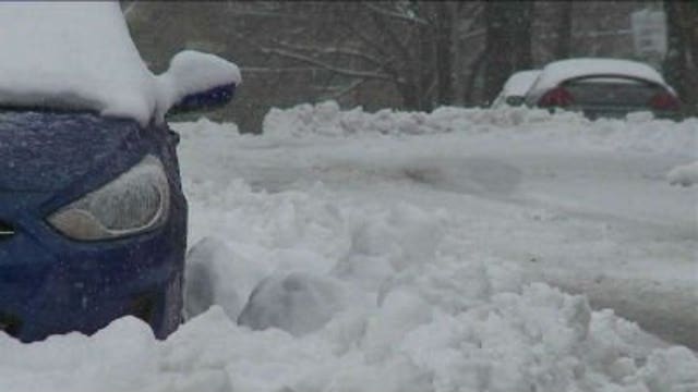 Milwaukee issues 931 citations for vehicles violation four-inch rule