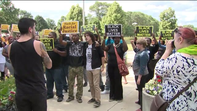 "We need answers:" Loved ones of Jay Anderson march near Wauwatosa PD after officer-involved shooting