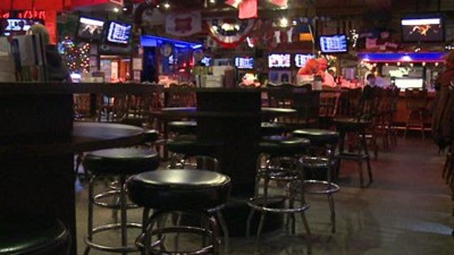 Lonely Sunday for some fans, businesses without Packers game