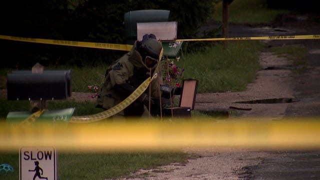 Police investigate possible explosive device found on lawn near 52nd and Hemlock