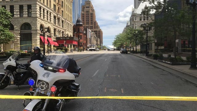 Police: "Disorderly" man taken into custody after running into Federal Courthouse, making threats