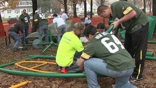 Packers help build playground for Milwaukee kids