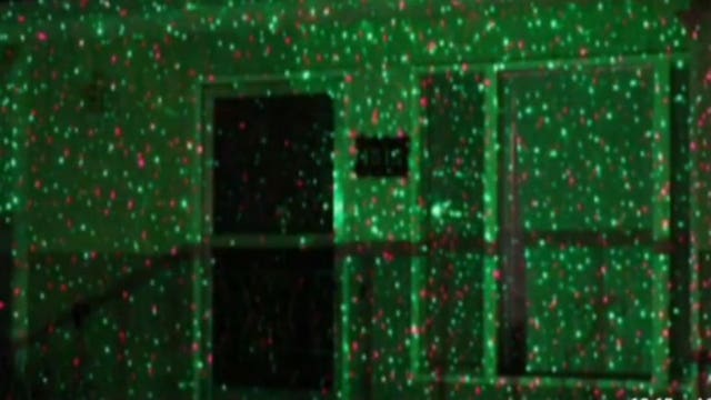 New laser holiday lights causing concern: Boeing 737 impacted while flying at 13,000 feet!