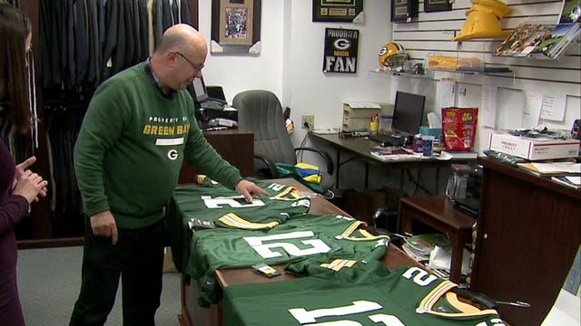 Real or fake? Tell-tale signs of a knock-off NFL jersey