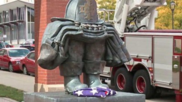 Fallen Milwaukee firefighters remembered during ceremony