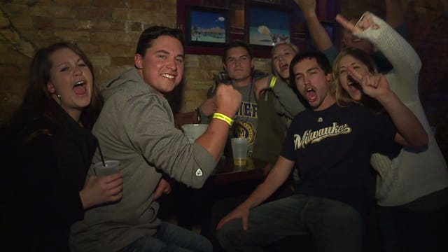 'Been dreaming about this:' Fans pack Milwaukee's downtown bars for Game 7