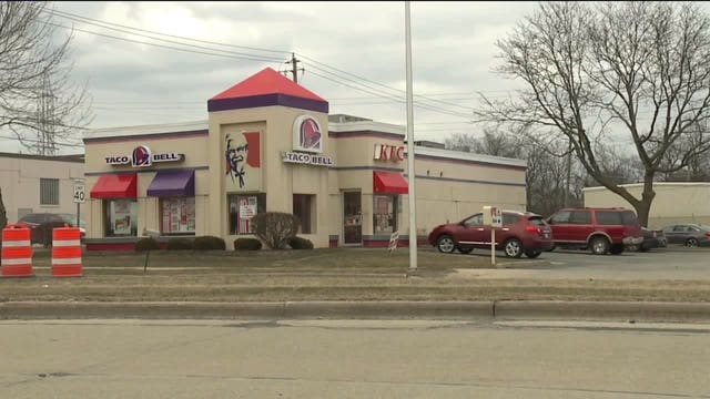'Great team effort:' Fast food workers help police quickly capture KFC/Taco Bell armed robbery suspect