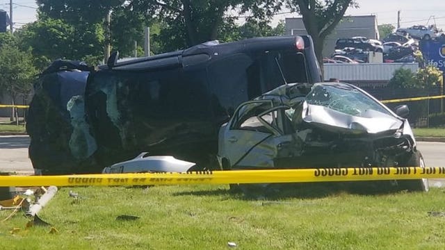 Police: Woman killed in crash near Green Bay and Glendale; driver arrested