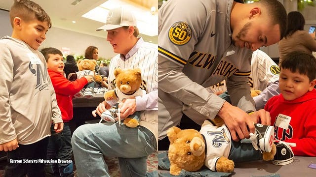'A great time:' Brewers players joined kids from Journey House to create furry friends from Build-A-Bear