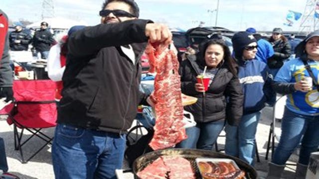 Some Brewers fans say Miller Park tailgate is one of the best
