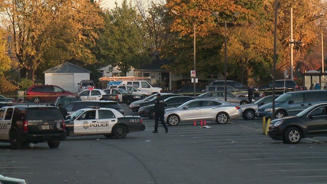 Police investigate after man injured during fight at liquor store near 60th & Silver Spring