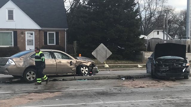 Police called to crash involving 6 vehicles near 60th and Fond du Lac